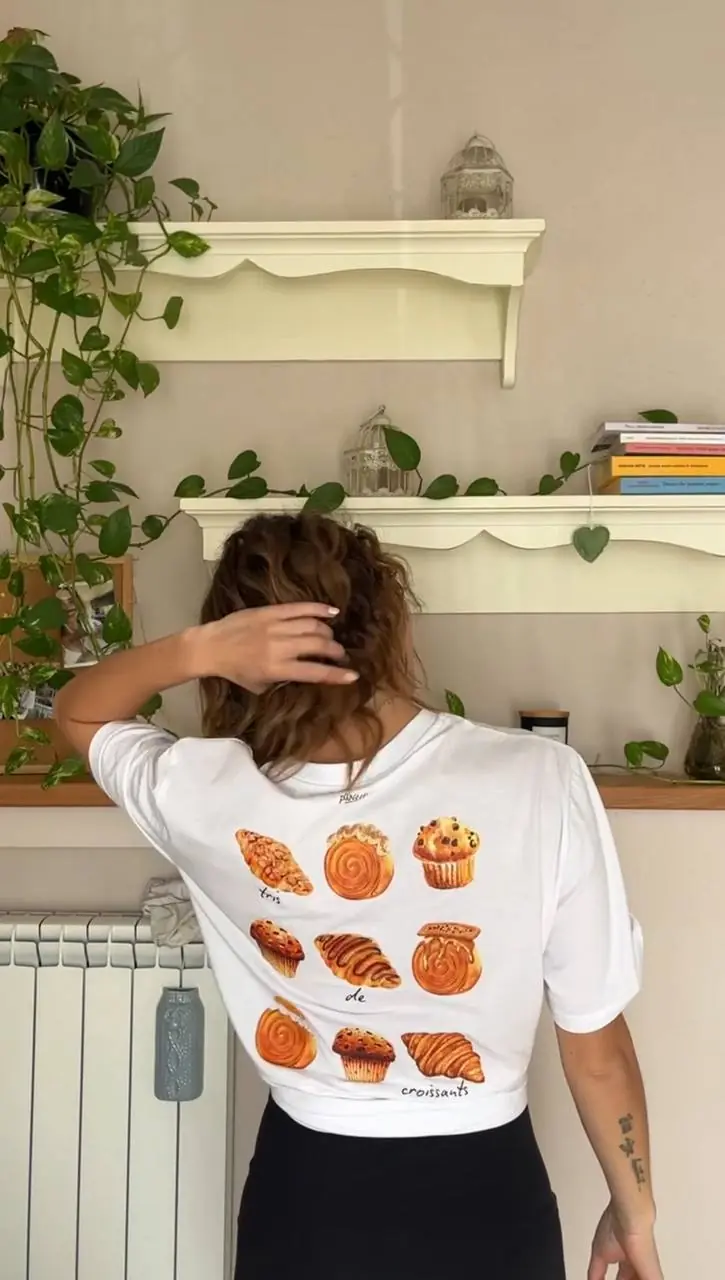 Unisex Organic Cotton | Tris de croissants nella vita di tutti i giorni
